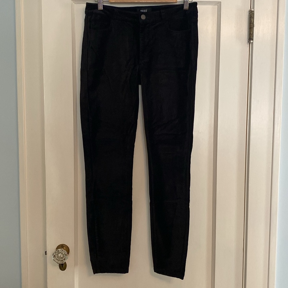 Gorgeous black velvet jeans PAIGE size 29